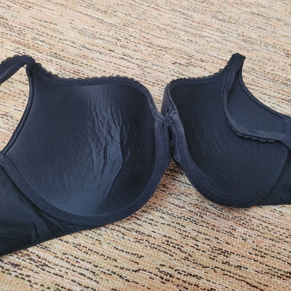 Victoria's Secret Body By Victoria Perfect Shape Bra - Picture 2 of 11